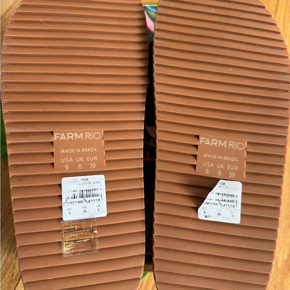 Farm Rio Monstera slides NIB - Picture 5 of 7